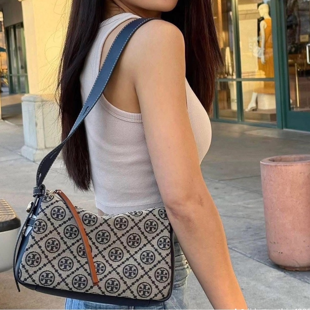 T Monogram Small Romy Shoulder Bag - Picture 4 of 16